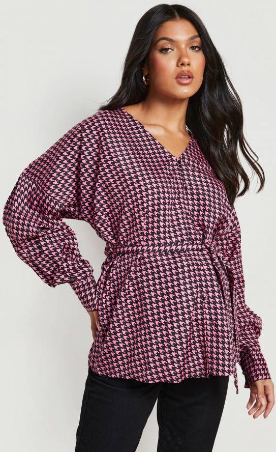 boohoo Zwangerschap Dogtooth Blouse Met Knopen En Ceintuur, Pink