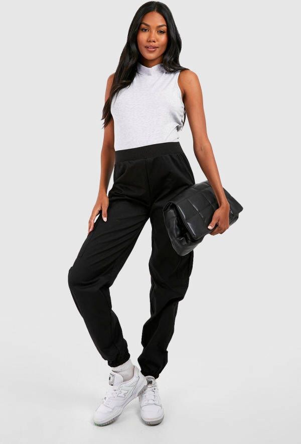 boohoo Zwangerschap High Waist Cargo Joggingbroek Met Zakken, Black